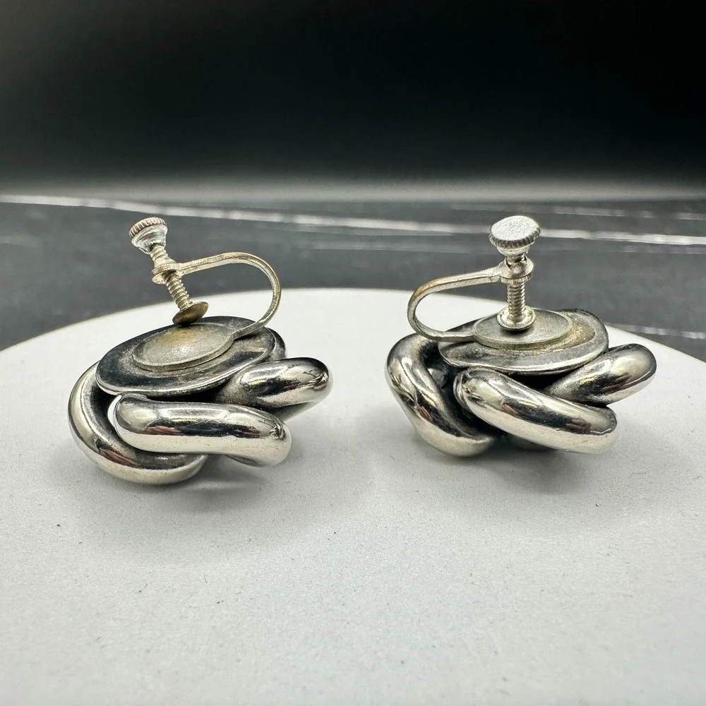 The Unbranded Brand vintage silver